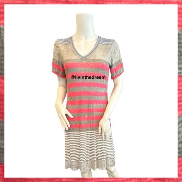 NWT David Cline V-Neck Short Sleeve T-Shirt Dress SZ Small Grey Red Stripe $119 - Picture 2 of 16